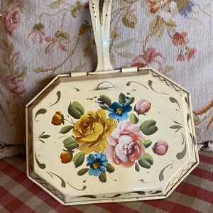 Country Chic Floral Toleware Silent Butler Crumb Catcher