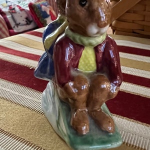 Country English Royal Doulton Bunnykins Sleigh Ride Figurine