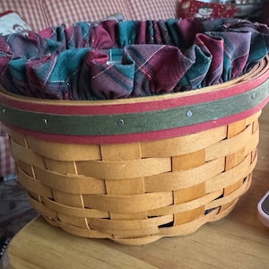 Farmhouse Longaberger Round Plastic Liner and  Fabric Chrristmas Plaid Liner Basket