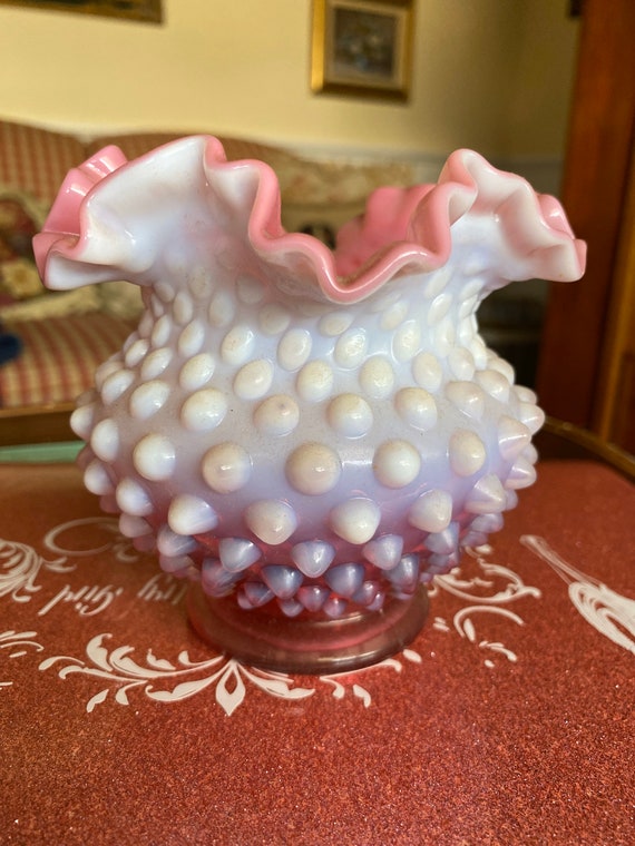 フェントン ホブネイル フリル フェントン ホブネイル ホワイトガラス