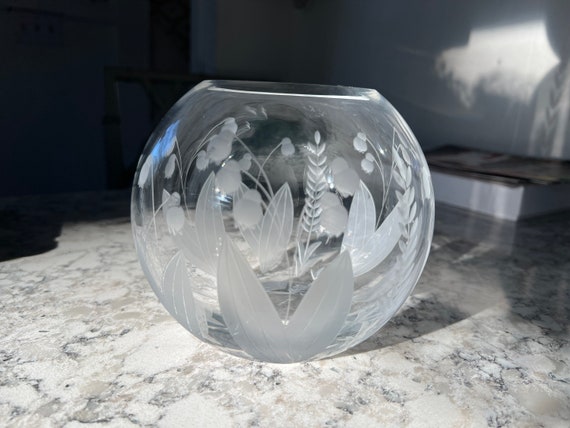 Tiffany and Co Lily of the Valley Crystal Etched Glass Round Bowl