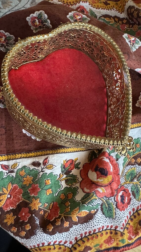 French Ornate Filigree Gold Heart Shape Jewelry B… - image 1
