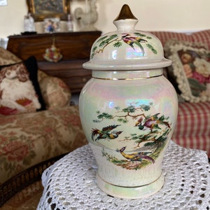 English Country Sadler Iridescent Pheasant Bird Ginger Jar