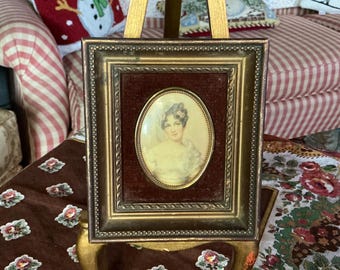 French Country Victorian Cameo De Jeune Femme Frame Art