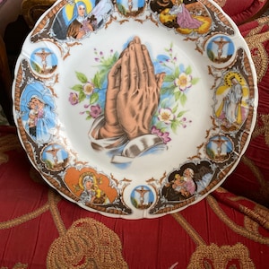 Religious Prayer Hands Holy Rosary Decorative Plate