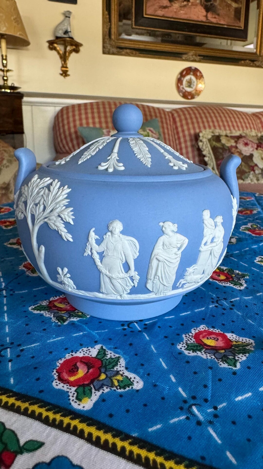 ヴィンテージ ウェッジウッド ブルー ジャスパーウェア 蓋付きシュガー