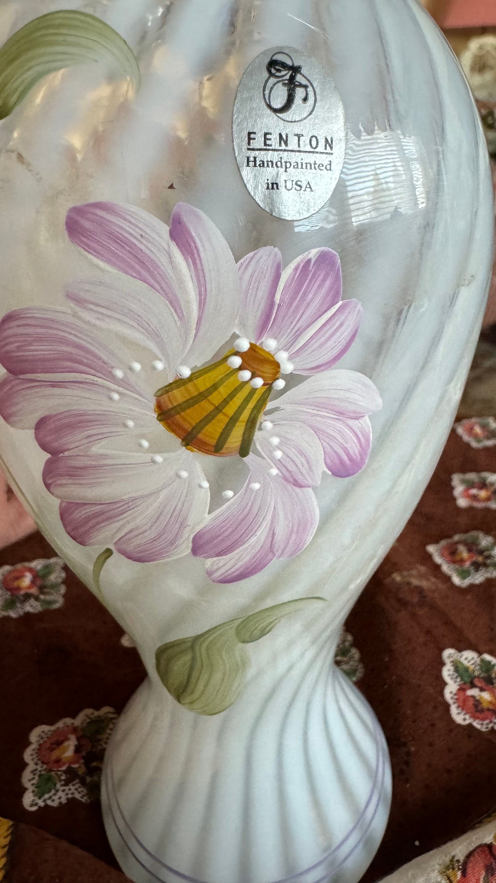 Fenton Glass 2003 Heirloom Spiral Optics Collection Lavender Crest