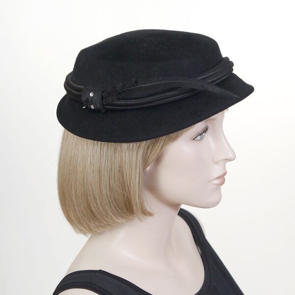 Vintage Black Doeskin Wool Felt Hat - Doeskin Pillbox Hat - Doeskin - 100% Wool Hat - 1950's Hat - Wool Topper - Satin Band - Feather