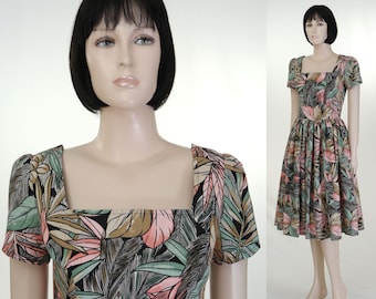 Women's Dress - NOS Tropical Fabric - 1960's Style Dress - Full Skirt - Square Neckline - Size 32 Bust - Gathered Skirt - Short Sleeve Dress