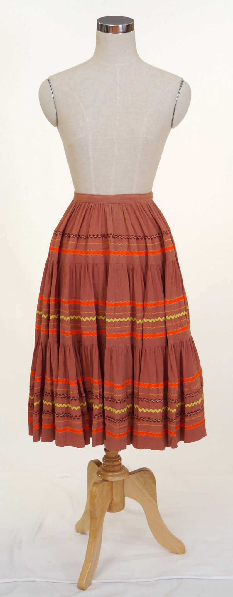 Vintage 1980s Southwest Style Circle Skirt Brown, Orange, Yellow Circle Skirt Unlined Western Skirt Waist 24 Patio Skirt image 3