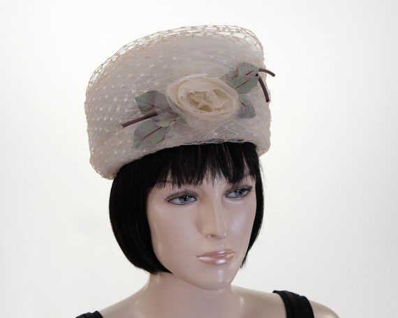 Vintage 1960 display picture 1