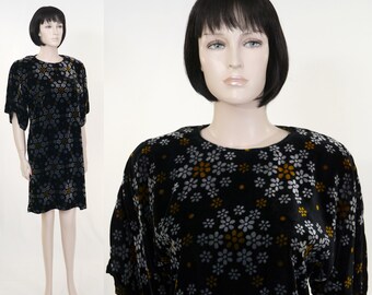 Vintage Black Velvet Tunic - Printed Velvet Tunic - Side Slits - Floral Velvet Tunic - 3/4 Sleeve Tunic - Pullover Tunic - Black Velvet