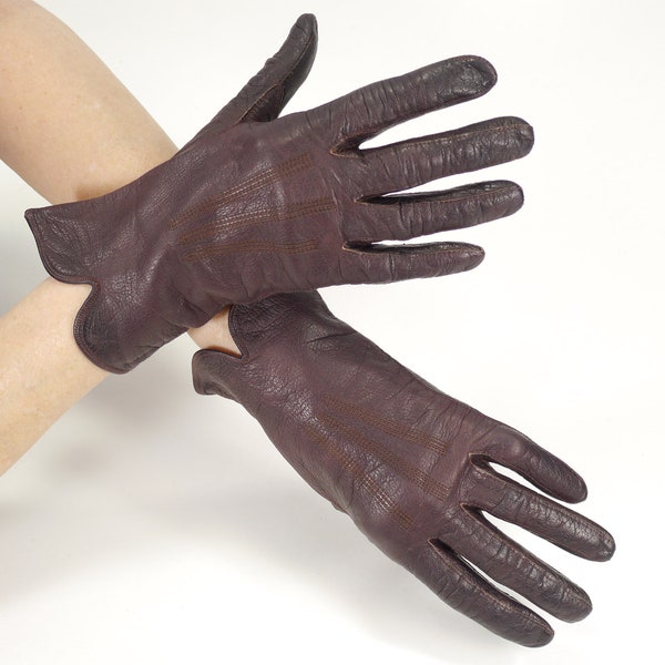 Vintage Ladies Brown Chevreau Leather Gloves / Short Driving Gloves - Size 6 1/4 - 1960's Gloves - 100% Leather - France