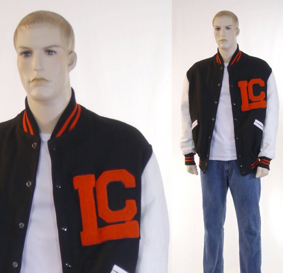 Vintage 1950s Men's Varsity Letterman Jacket / Bla