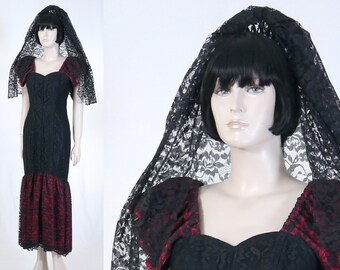 Vintage Spanish Flamenco Dress - Black & Red Lace Spanish Dancer Dress - Mermaid Fit Dress - Costume - Veil Headpiece/Comb - Castanets