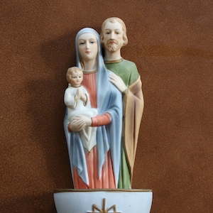 Vintage Simply Beautiful Baby Jesus, Mary and Joseph WALL POCKET Collectible Decor Shabby Cottage Chic Religious Catholic Christian Planter