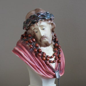 Vintage Beautiful JESUS & Seed ROSARIES Sculpture Bust Figurine - Catholic Christian Religious Shabby Cottage Thorn Crown Roma Art Co. Robia
