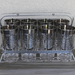 Vintage 1960s MCM Wire Metal Caddy Glass Holder/Carrier w/ 8 Glasses Hi Ball Tumblers & Two BONUS Glasses! Mid Century Dining/Servingware