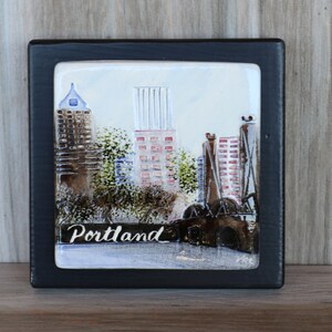 Fabulous PORTLAND, OREGON Decoratieve souvenir handgemaakte handgeschilderde tegel - gesigneerd door kunstenaar - mooi detail