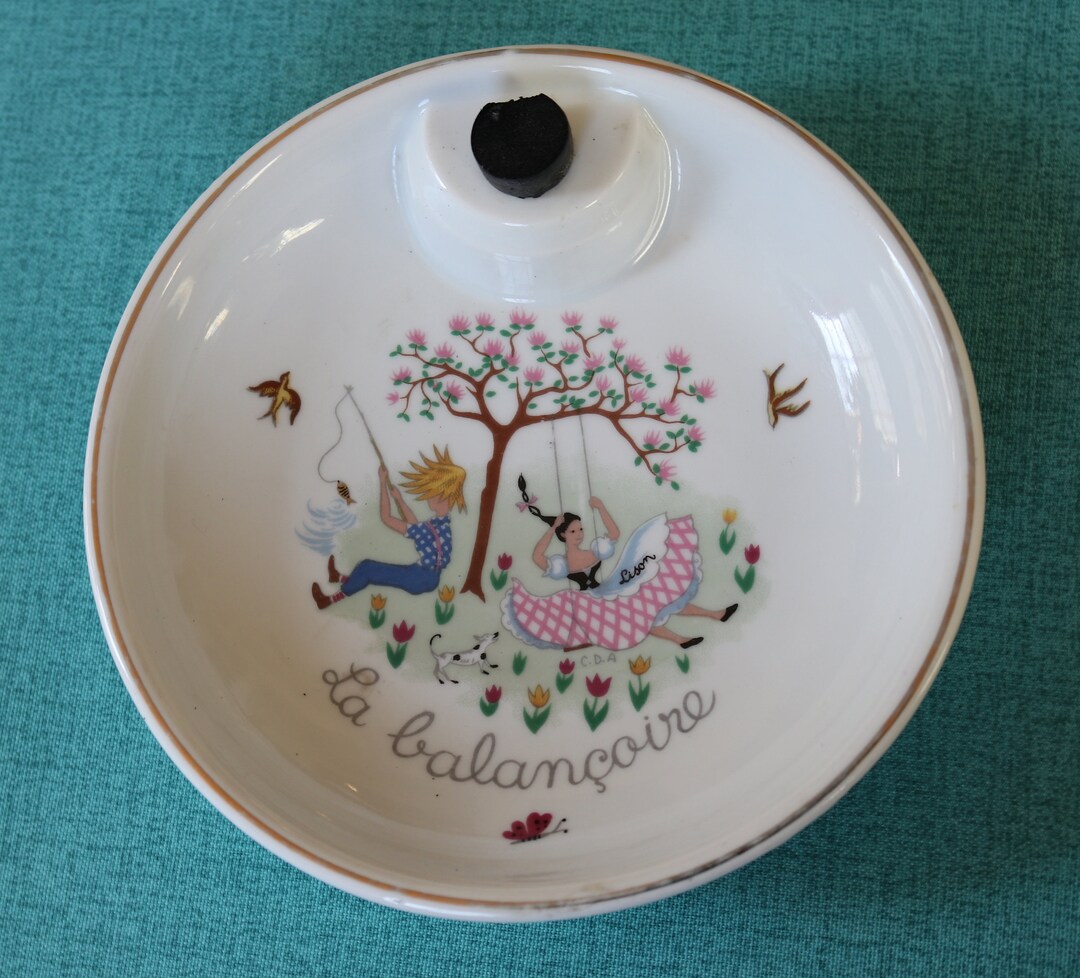 POUPEE DE PORCELAINE ET GENIAL PETIT BEBE 87