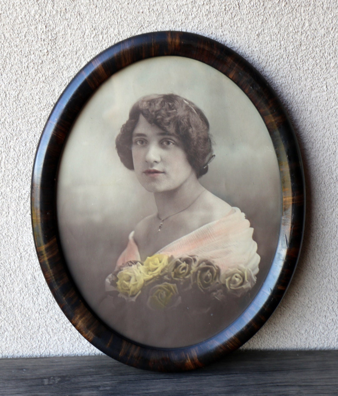 Antique Tiger Wood Oval Frame VINTAGE PHOTO Beautiful Woman Bride Roses