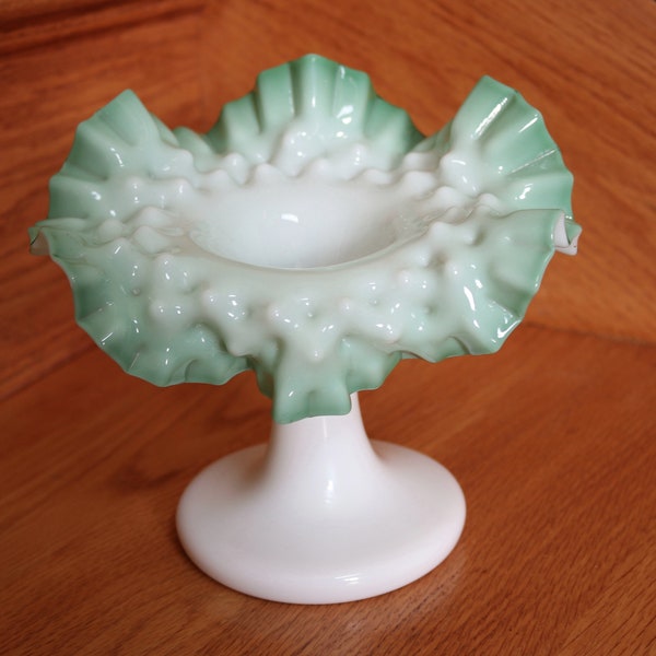 Beautiful Unique 6" Jack in the Pulpit VASE White Hobnail Green Crest Rim - Stunning - Makes a Lovely Christmas Holiday Gift - Vintage Decor