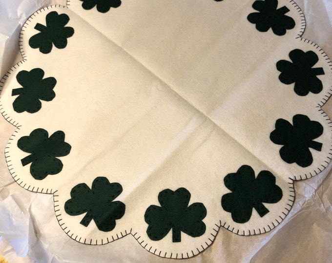 Shamrock Quilted Round Mat GFTONT6668