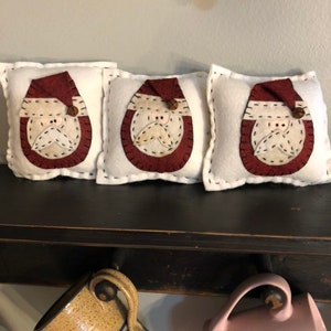 Wool felt bowl filler Santa/ Santa bowl filler /wool felt Santa /Christmas bowl filler Santa / Christmas tuck / Santa tuck /primitive Santa
