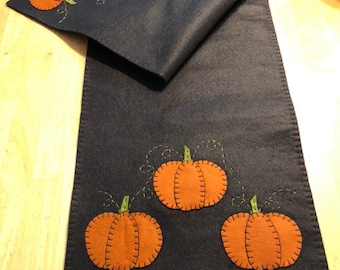 Pumpkin table runner /primitive pumpkin table runner /fall table runner / pumpkin decor / primitive fall decor