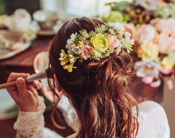 Flower Comb for Bride, Wedding Hair Comb, Floral Hair Comb, Pastel Flowers for Hair Updo, Hair Accessory for Bridesmaids