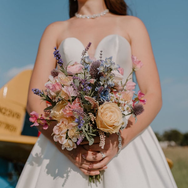 Wildflower Bouquet, Spring Wildflowers Bridal Bouquet, Summer Wedding Bouquet Set, Bridal Flowers Bouquet, Pastel Wedding Flowers Bouquet