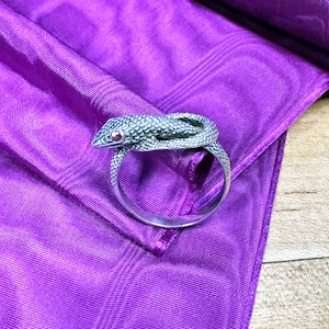 1970s Victorian Style Snake Ring with Ruby Eyes | Sterling Silver Snake Ring | Estate Antique Ring Size 8