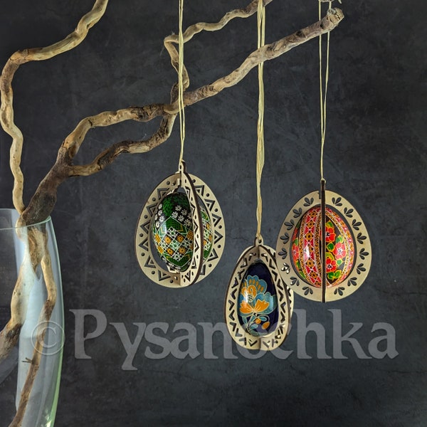 Hanging stands for natural and wooden chicken Easter eggs. A great opportunity to decorate your home for the holiday. Gift for a collector