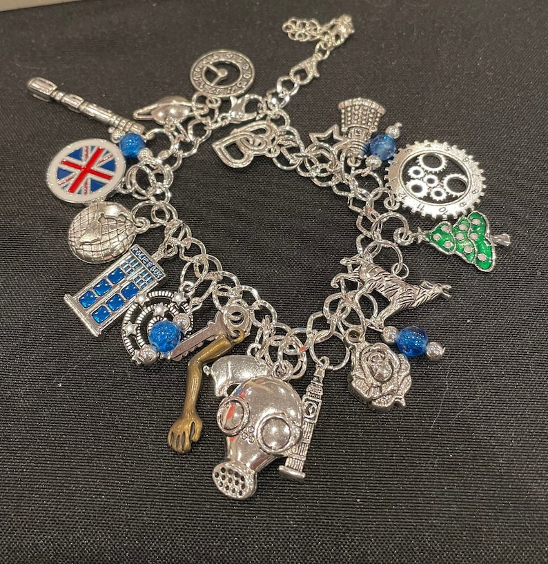 9th Doctor Time Lord Charm Bracelet image 1