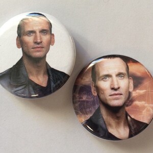 Doctor Who 9th Doctor Pinback Button Set of 2 Magnets Keychains