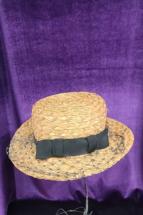 Vintage Natural Straw Hat With Grosgrain Band and Black  display picture 2