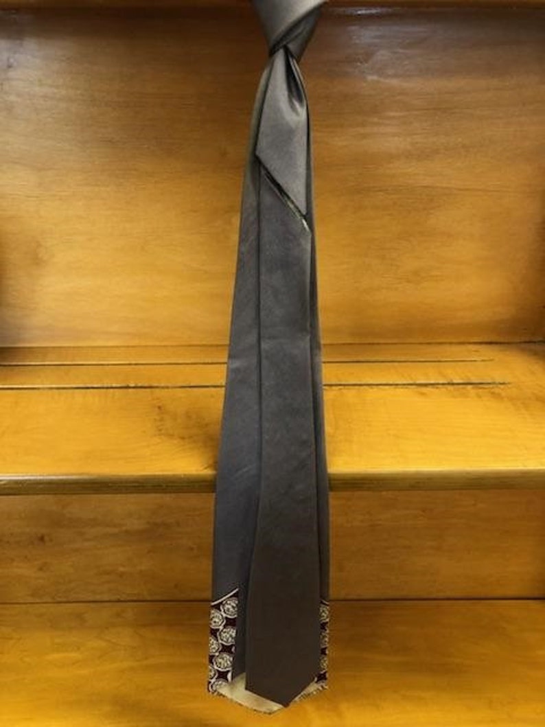 Original by Damon ca 1940s Vintage Grey Cream and Burgundy Tie