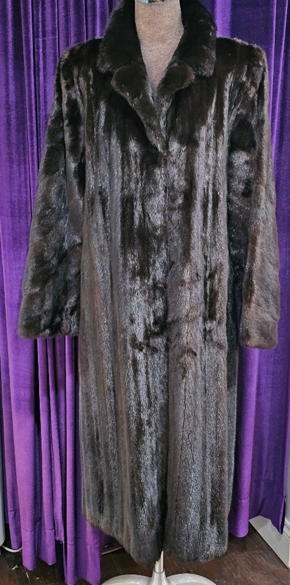 1970s Vintage Dark Mahogany Mink Fur Coat Gem