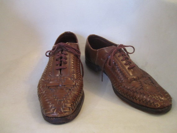 Vintage Pair of Brown Woven Leather Men's Shoes,