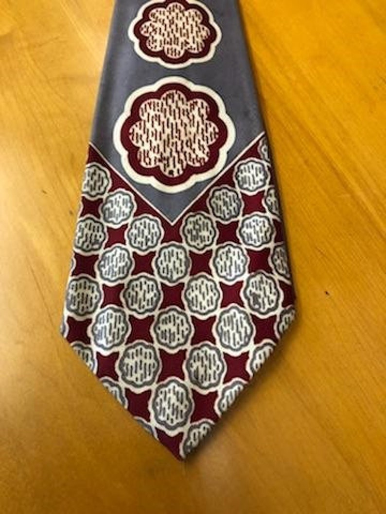 Original by Damon ca 1940s Vintage Grey Cream and Burgundy Tie