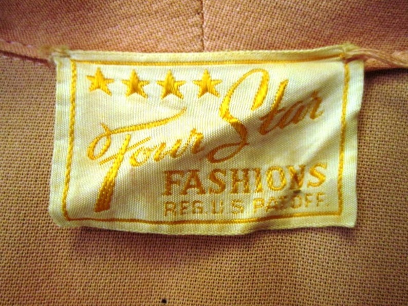 Four Star Fashions Vintage Dusky Rose Crepe Suit ca 1940s