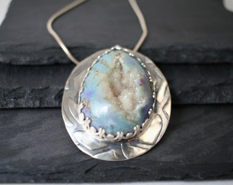 Sky blue tear drop duzy pendant necklace in sterling silver