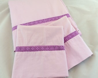 Vintage Lavender Crocheted Full Sheet Set: JC Penney Double Bed Sheet & Pillows