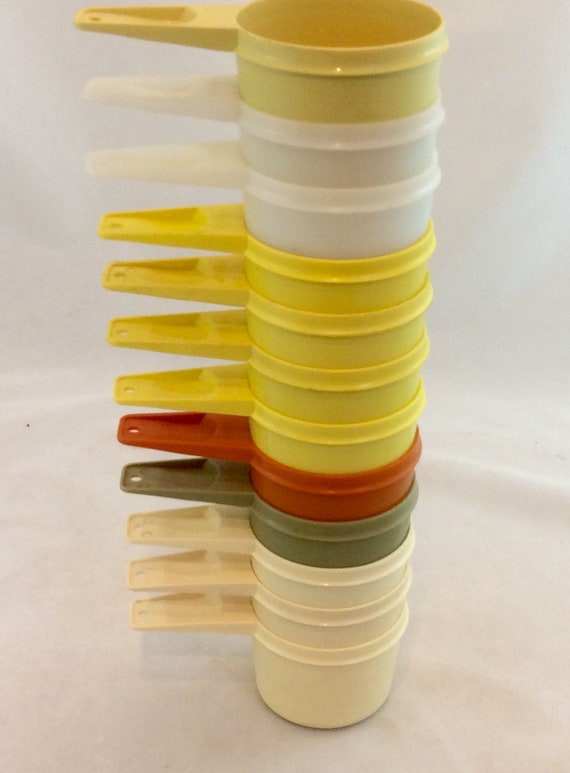 Tupperware Aquasafe Water Bottle Set 500ml Set Of 4 B 5l Colors May Vary Review Tupperware Water Bottle Water Bottle Safe Tupperware