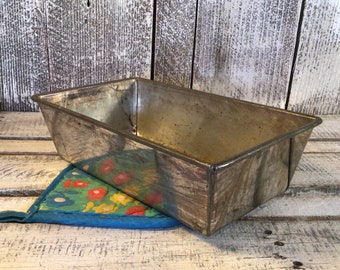 Vintage Bread Loaf Pan No 22 w Envelope Ends,  9 x 5” Aluminum Bread Pan
