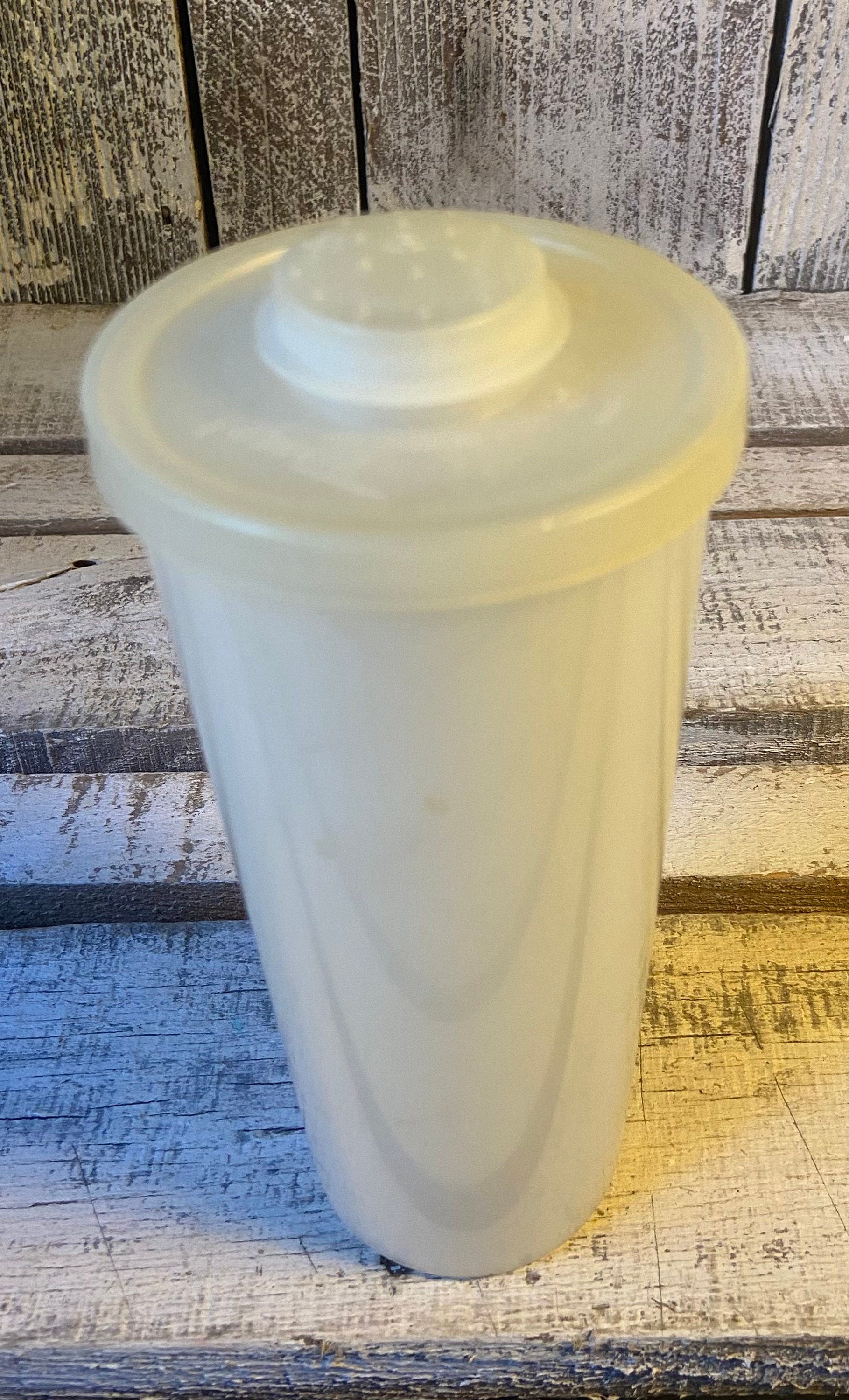 Tupperware Quick Shake 3 Pieces Choose 1 Vintage Gravy Cocktail Shaker 