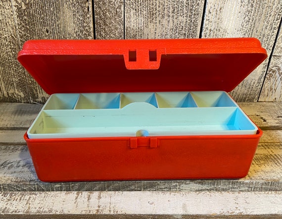 Vintage Red Plastic Fishing Tackle Box or Tool Box With Removable Tray, Red  Trophy Task Master Box -  Denmark