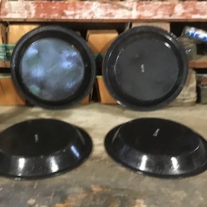 Black Enamelware Plates Pie Pans x 4, Enamelware Pans, Enamelware Pie Tins, Farmhouse Country Primitive Decor
