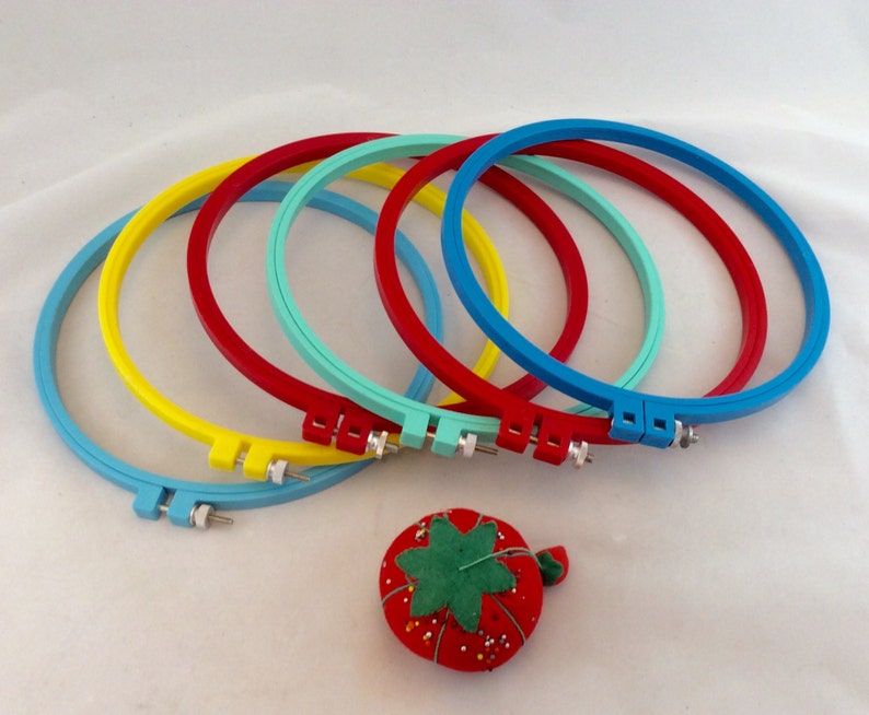 Embroidery Hoops 8 Plastic Multi Colored 8 Plastic Embroidery Hoops 8 Round Embroidery Hoops