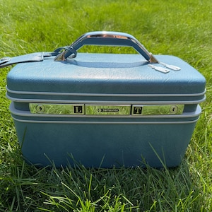 Vintage Samsonite Silhouette Train Case Blue Luggage Complete w Keys Tray & Mirror, 1950s Vintage Vanity Case, Train Suitcase